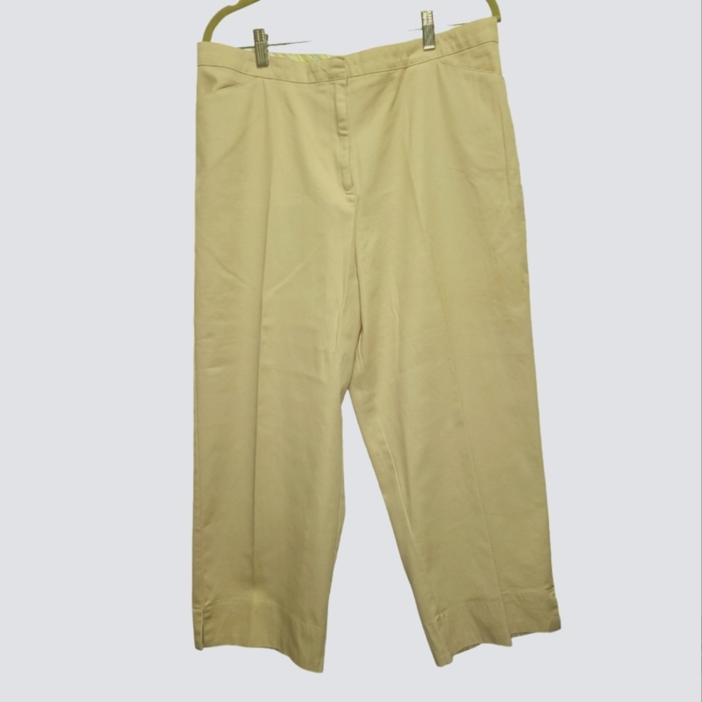 Duck Head Stretchy Capri length khaki pants size 16 NWT WIDE LEG